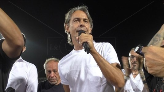 Orgoglio amarantoReggina, Inzaghi alla protesta dei tifosi: «Un giorno tornerò, non lascio le cose a metà»