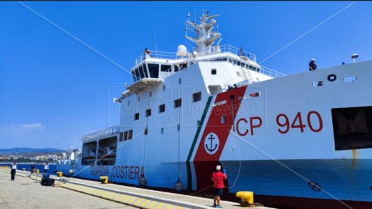 Nuovo arrivoReggio, al porto sbarcano oltre 400 migranti giunti a bordo della nave Dattilo