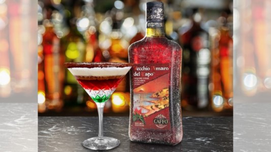 L&rsquo;ideaNasce il cocktail “L’Italiano” a base di Vecchio Amaro del Capo: un omaggio a Toto Cutugno firmato dal barman Ettore Diana