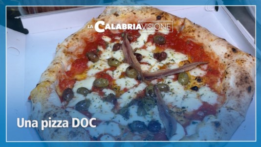 Dalla fritta alla gourmet con cipolle caramellate, a Siderno maestri pizzaioli di tutta Italia per il Pizza doc festival 