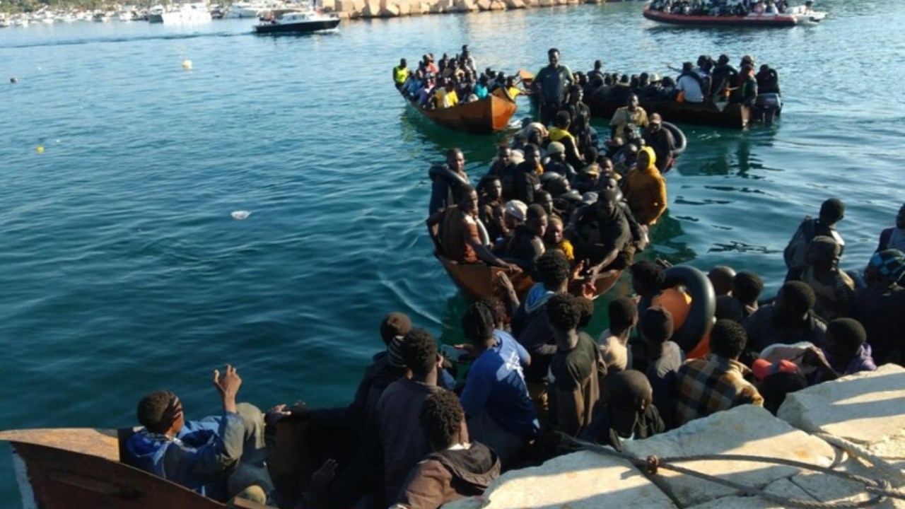 Uno sbarco a Lampedusa (foto di repertorio)