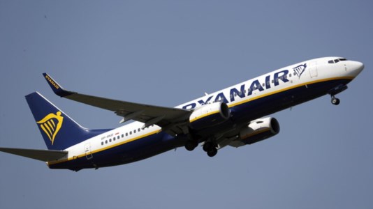 Caro voliIl Governo litiga con Ryanair e la Calabria ne fa le spese: a rischio metà dei voli da Lamezia e tutti quelli da Crotone