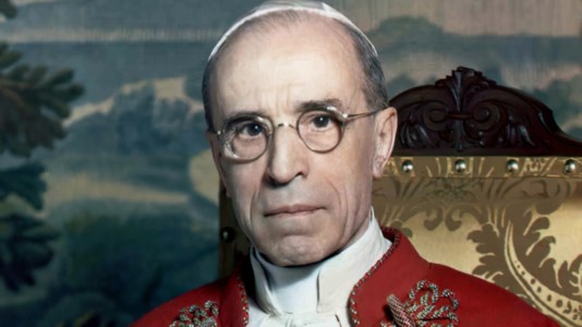 La rivelazionePapa Pio XII sapeva cosa accadeva nei lager nazisti: spunta una lettera dall’Archivio vaticano