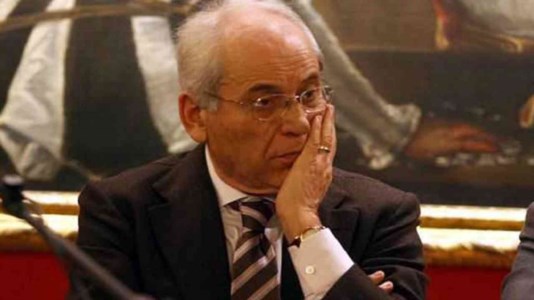 L’appuntamentoA Cosenza l’ex ministro socialista Carmelo Conte per presentare il suo libro “Vento del Sud – Il moto della Storia”