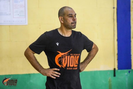 BasketPallacanestro Viola, la voglia di coach Cigarini: «Domani si parte, spero e voglio essere all’altezza»