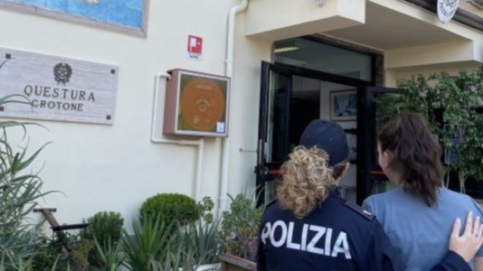 Violenza in famigliaPicchiava e maltrattava l’ex compagna, 33enne denunciato dalla donna e arrestato a Crotone