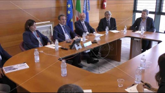 SanitàIl ministro Schillaci a Catanzaro: «Il Piano di rientro? Dopo tanti anni è ora di uscirne, la Calabria è sulla strada giusta»