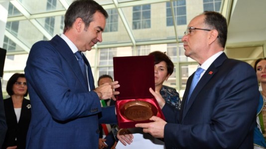 La visitaIl presidente dell’Albania Bajram Begaj arrivato in Calabria: «Questa è la nuova patria dei nostri esuli»