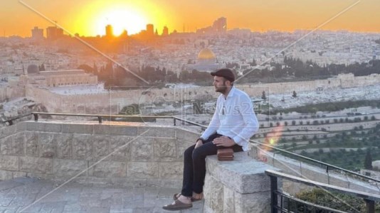 L’intervistaUn calabrese nel cuore della guerra a Gerusalemme: «Violenza inaudita e dolore, difficile per i palestinesi dissociarsi da Hamas»
