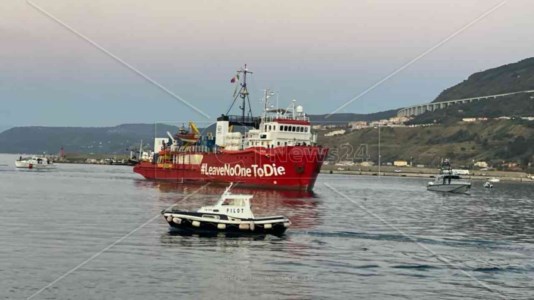 La controversiaMigranti, la ong tedesca Sea Eye presenta ricorso contro il fermo della nave dopo l’ultimo sbarco a Vibo