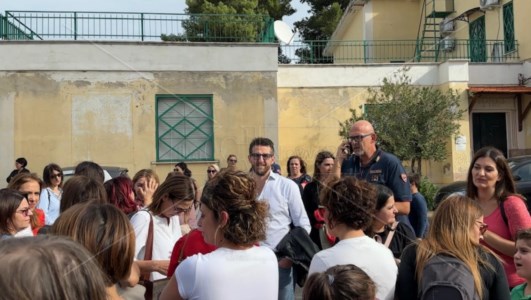 DimensionamentoTagli alla scuola, a Corigliano-Rossano protestano studenti e famiglie. Il sindaco Stasi: «Piano iniquo»