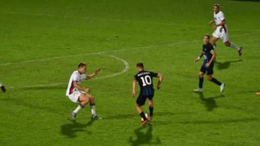 Serie CLatina-Crotone, pari e patta al Francioni: il match della dodicesima giornata finisce 0-0