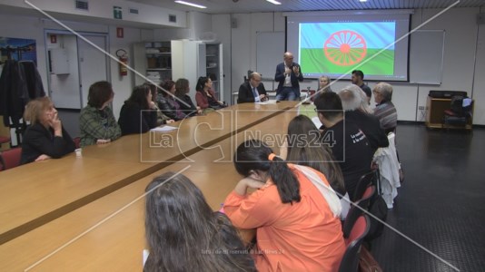 L’iniziativaAll’Unical un seminario su Rom e Sinti: «Nei loro confronti l’unica forma di razzismo ancora tollerata in Europa»