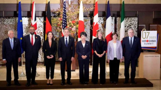 I ministri degli Esteri del G7 riuniti a Tokyo (foto Ansa)
