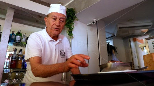 I nostri FormatIl maestro gelatiere più anziano di Pizzo protagonista della nuova puntata di LaC Storie