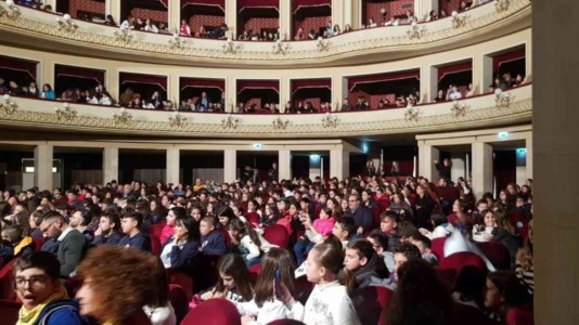 L’eventoGli studenti del Vespucci di Vibo Marina al teatro Cilea di Reggio: con le nozze di Figaro un’esperienza da sogno