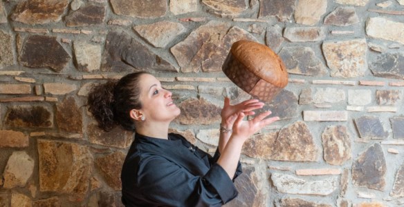 Nasce il panettone 'mpigliato: ecco l'invenzione della pastry chef Denisia Congi