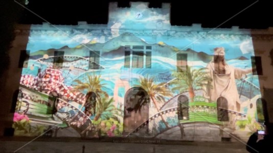 Buon 2024Reggio, gli auguri del Comune alla Città: palazzo San Giorgio “racconta” storia, prospettive e regala un sogno