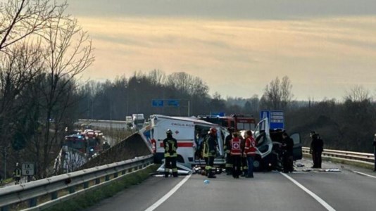 Impatto fataleIncidente in Friuli: scontro tra un’ambulanza, un tir e un suv. Tre morti tra cui un camionista calabrese