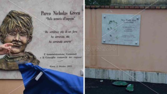 Vandali in azioneMileto, danneggiata la scultura dedicata a Nicholas Green nel parco urbano