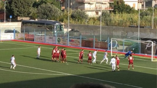 Dilettanti CalabriaSerie D, il Locri cede il passo al Siracusa: 3-1 allo stadio Macrì per i siciliani secondi in classifica