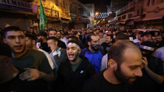 Manifestazioni contro Hamas a Gaza (Foto Ansa)