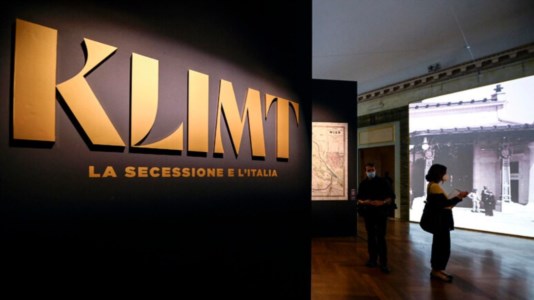 Una mostra di Klimt (Foto Ansa)