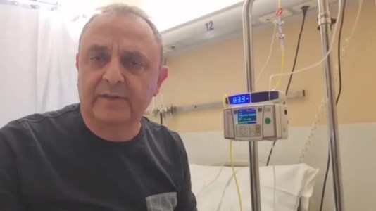 Doloroso annuncioIl videomessaggio del sindaco di Cetraro dall’ospedale: «Sono malato, la comunità sia unita al mio fianco»