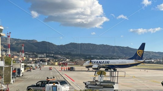 Le nuove rotteOra Ryanair decolla anche da Reggio Calabria ma i biglietti costano meno a Lamezia e Catania: il confronto