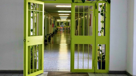 Il documentoPacchi senza controllo, metal detector rotti e troppe libertà: l’ispezione del 2022 che anticipava l’inchiesta sul carcere
