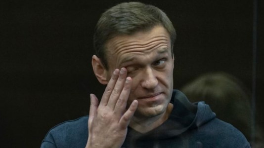 Indagini in corsoRussia, Navalny è morto in prigione: era il principale oppositore di Putin. «Malore dopo una passeggiata»