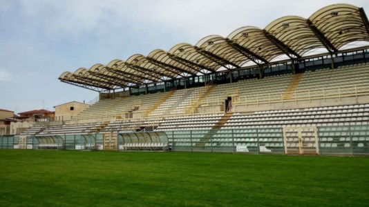 La polemicaLamezia Terme, Piccioni: «Il bando per la gestione dello stadio è da revocare»