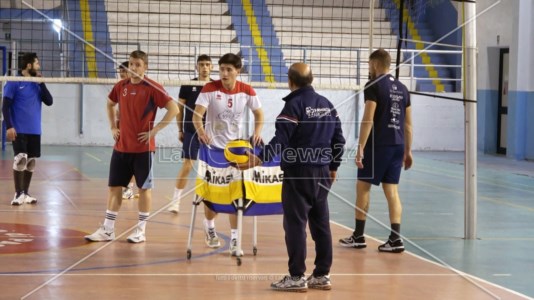 Obiettivo playoffLa Scuola Volley Paola continua a scalare la classifica della Serie C maschile, primo posto a soli 5 punti