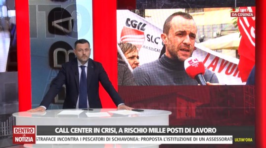 LaC TvCall center in crisi anche in Calabria, la protesta dei lavoratori a Dentro la Notizia