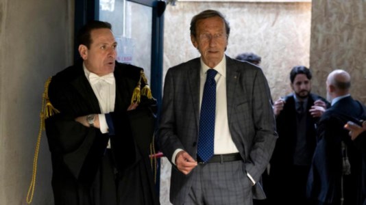 Il processoAppartamento a Montecarlo, il pm chiede 8 anni per l‘ex presidente della Camera Gianfranco Fini