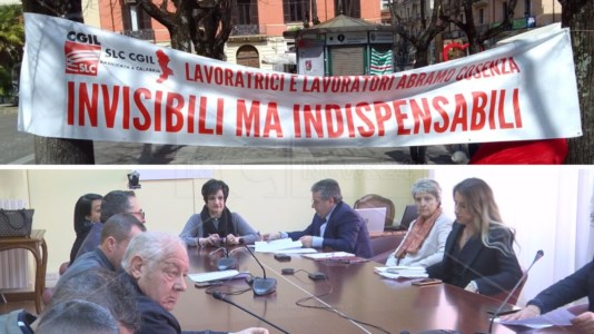 Il sit-in«Invisibili ma indispensabili»: anche in Calabria i lavoratori dei call center scendono in piazza
