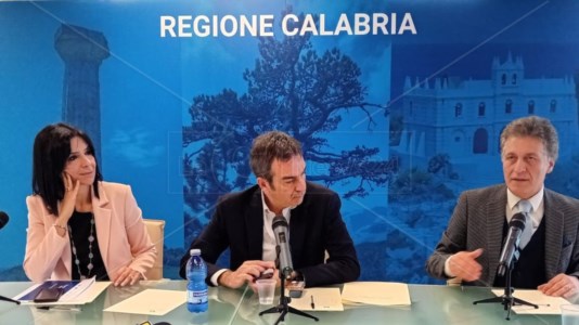 Sanità CalabriaRete ospedaliera, Occhiuto: «Alcune modifiche sono da riconsiderare, chiederò approfondimenti al Ministero»