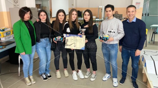 L’eventoRobocup 2024, gli studenti di Bovalino trionfano nella competizione regionale a Cassano allo Jonio