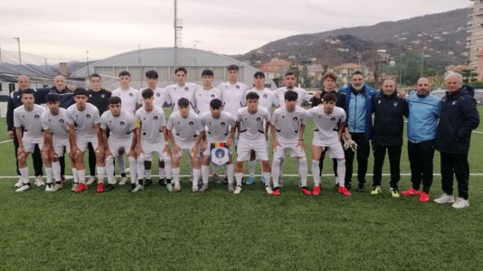 Calcio giovanileTorneo delle Regioni 2024, l’U19 della Calabria oggi contro l’Abruzzo per i quarti di finale