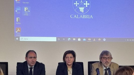 Il convegnoSanità Calabria, Azienda Zero e Consip insieme illustrano iniziative e novità in Regione