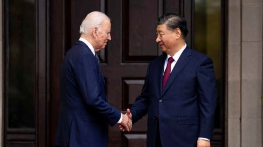 Il colloquioTelefonata tra Biden e Xi Jinping: al centro la questione di Taiwan e gli aiuti di Pechino all’industria militare russa