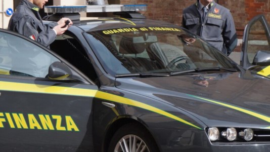 FermatoSbarca dal traghetto con un chilo di cocaina in auto, arrestato giovane calabrese a Messina