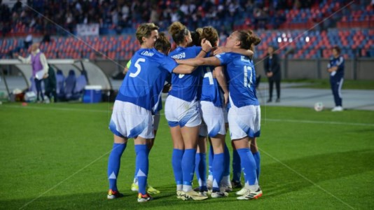 Trionfo azzurroVerso Euro 2025, a Cosenza l’Italia femminile sconfigge i Paesi Bassi con un netto 2 a 0