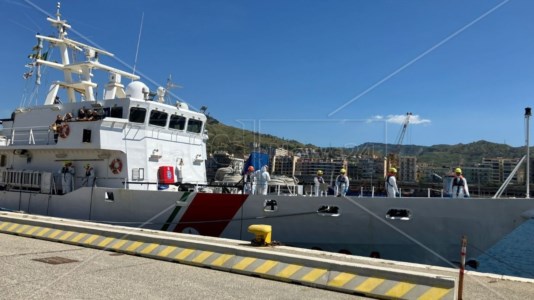 L’arrivo della nave Fiorillo al porto di Reggio