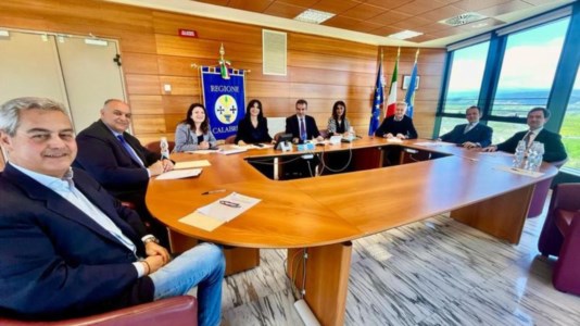 Le scelte della GiuntaAbusivismo edilizio ed ecomostri in Calabria: siglato protocollo d‘intesa tra Regione e Legambiente
