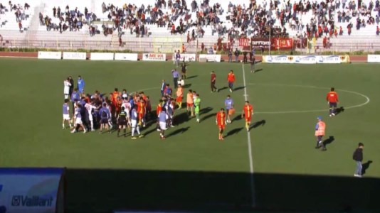 Serie DLfa Reggio Calabria e Igea Virtus si dividono la posta in palio: a Barcellona finisce 1-1
