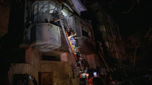L’attaccoGuerra in Medio Oriente, raid israeliano contro una casa a Rafah: uccise 9 persone