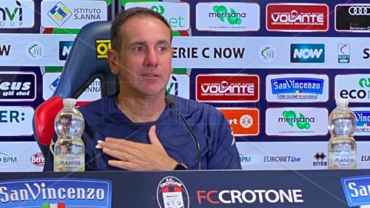 La conferenzaAl via i play off  di Serie C, il Crotone verso Picerno. Zauli: «Abbiamo tutto per vincere»
