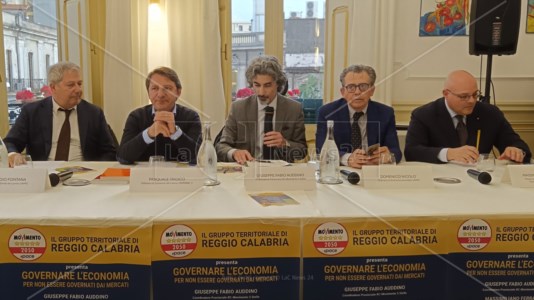 Verso le EuropeeTridico a Reggio: «Le priorità della Calabria? Un piano industriale e le infrastrutture, ma non il Ponte sullo Stretto»