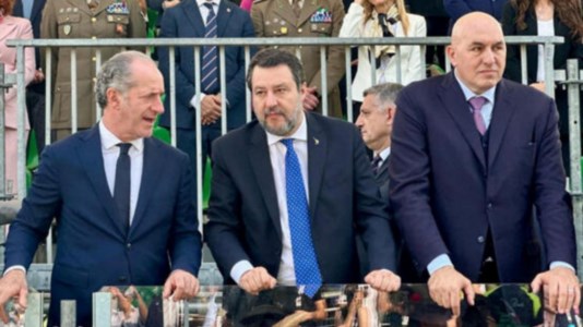 Zaia, Salvini e Crosetto all’adunata degli Alpini a Vicenza (foto Ansa)
